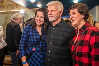 Oblečte se do flanelu! Kde seženete nejen košile, ale třeba i šaty - Proženy.cz